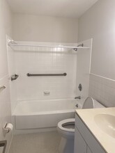 700 Melrose Ave in Winter Park, FL - Foto de edificio - Building Photo