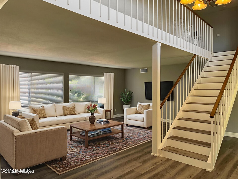 32023 Wallington Ct in Westlake Village, CA - Building Photo