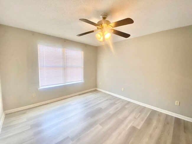 424 Lancaster Loop in Hinesville, GA - Building Photo - Building Photo