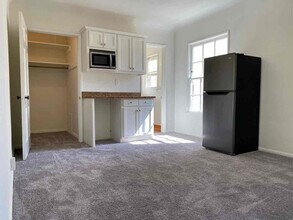 6160 Orange St in Los Angeles, CA - Building Photo - Building Photo