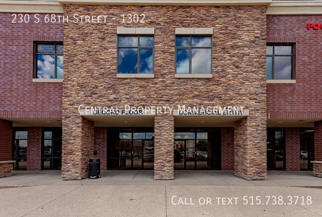230 S 68th St in West Des Moines, IA - Building Photo - Building Photo