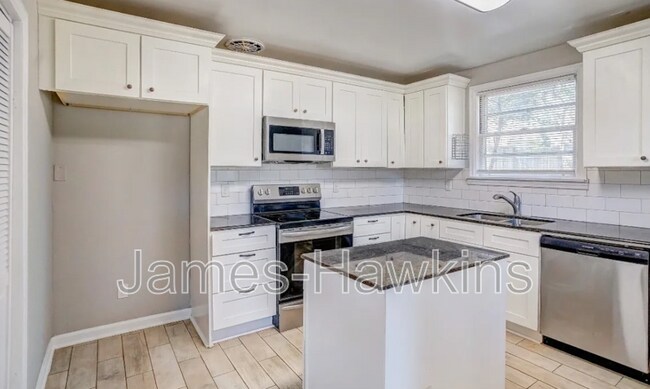 3543 N Wareingwood Dr in Montgomery, AL - Building Photo - Building Photo