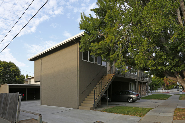 906 Delbert Way in San Jose, CA - Building Photo - Building Photo