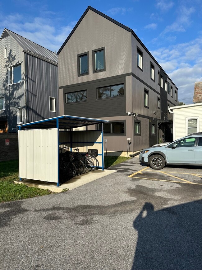 180 N Winooski Ave, Unit 101