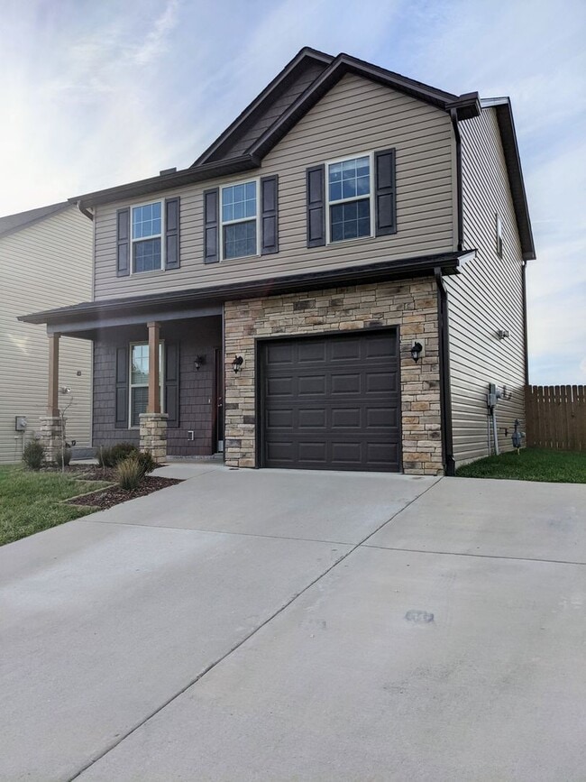 property at 21 N River Rd