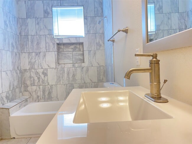 property at 410 Woolworth St