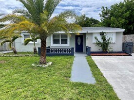 3010 N 73rd Ave in Hollywood, FL - Building Photo