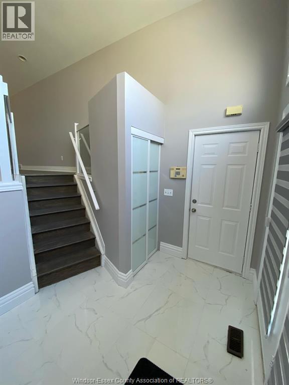 4255 Zurich Ave in Windsor, ON - Building Photo - Building Photo