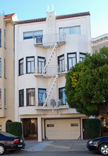 40 Cervantes Blvd in San Francisco, CA - Building Photo - Building Photo