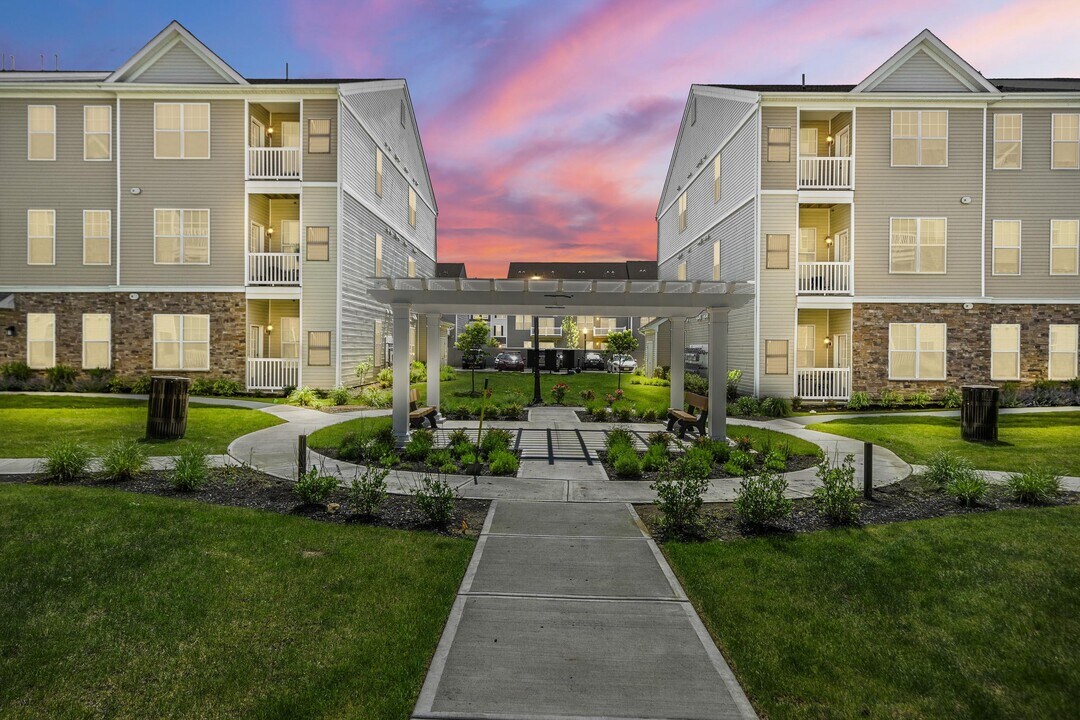 Heritage at Mount Holly in Mount Holly, NJ - Building Photo