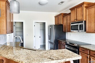 115 Somer Creek Ln in Huntsville, AL - Building Photo - Building Photo