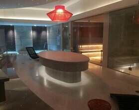 1010 Brickell Ave, Unit 2609 in Miami, FL - Foto de edificio - Building Photo