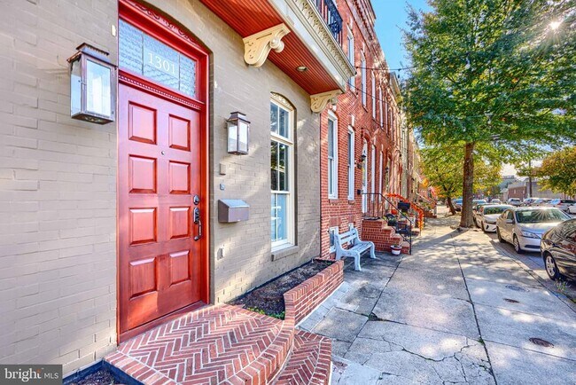 1301 Hull St in Baltimore, MD - Building Photo - Building Photo