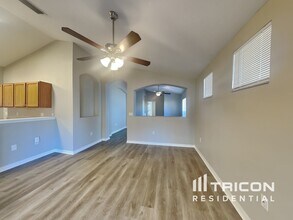 3602 Heron Island Dr in New Port Richey, FL - Building Photo - Building Photo