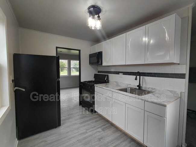 533 Highland Ave in Michigan City, IN - Building Photo - Building Photo