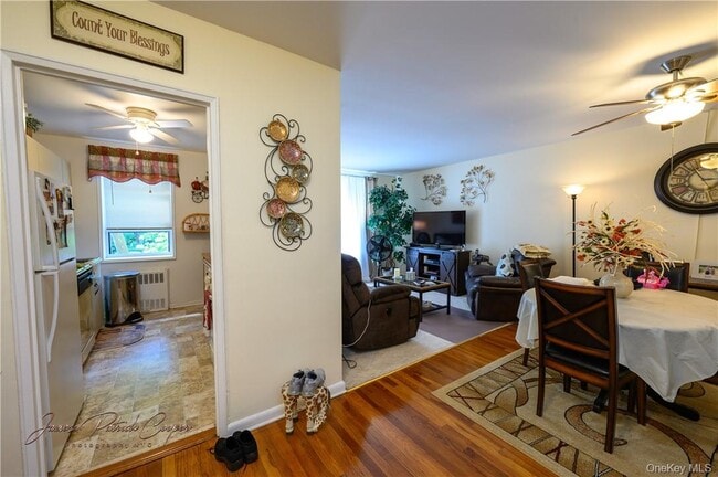 property at 5 Sadore Ln