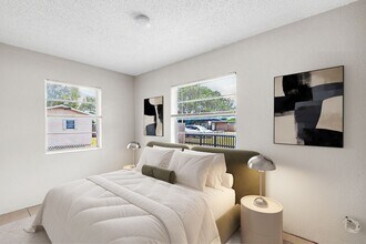 201 N Himes Ave in Tampa, FL - Building Photo - Building Photo