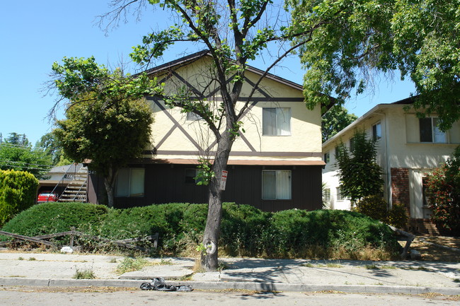 545 Northlake Dr in San Jose, CA - Building Photo - Building Photo