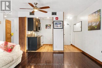 1180 Ohio St in Ottawa, ON - Building Photo - Building Photo