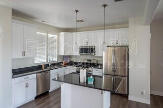 11104 Owen Ridge Way in South Jordan, UT - Building Photo - Building Photo