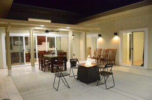 3926 Park Blvd, Unit 3926A in Palo Alto, CA - Building Photo
