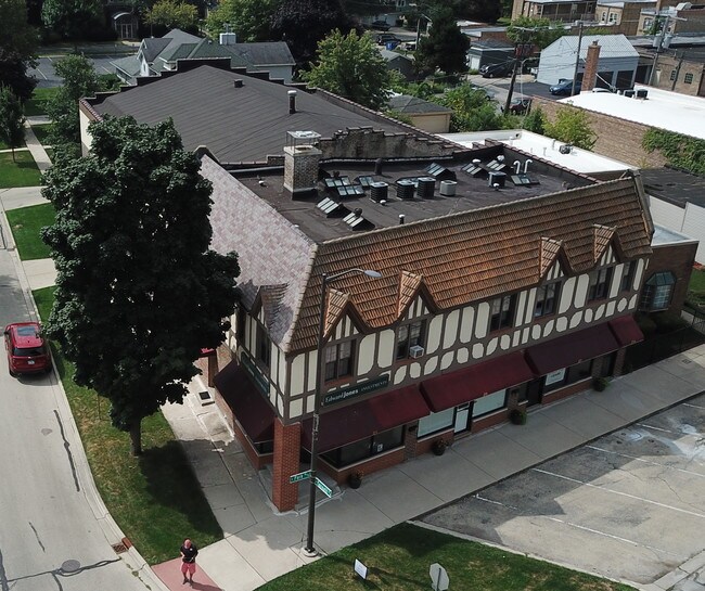 27 E Park Blvd Apartments and Nearby Villa Park Apartments For Rent Villa Park, IL