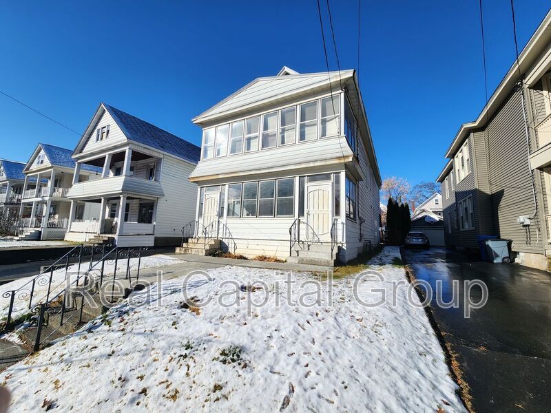 88 Winthrop Ave in Albany, NY - Building Photo