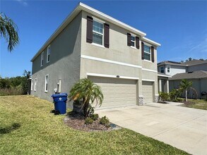 1381 Bering Rd in Wesley Chapel, FL - Building Photo - Building Photo