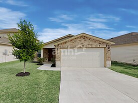 213 Texas Thistle in New Braunfels, TX - Building Photo