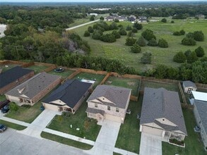 1520 Bluffview Dr in Hutchins, TX - Building Photo - Building Photo