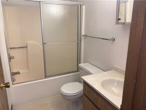 522 S Clinton St in Iowa City, IA - Building Photo - Building Photo