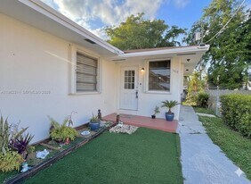 367 E 20th St in Hialeah, FL - Building Photo