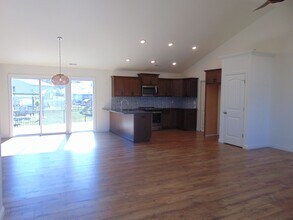 4084 Snapdragon Dr in Columbia, MO - Building Photo - Building Photo