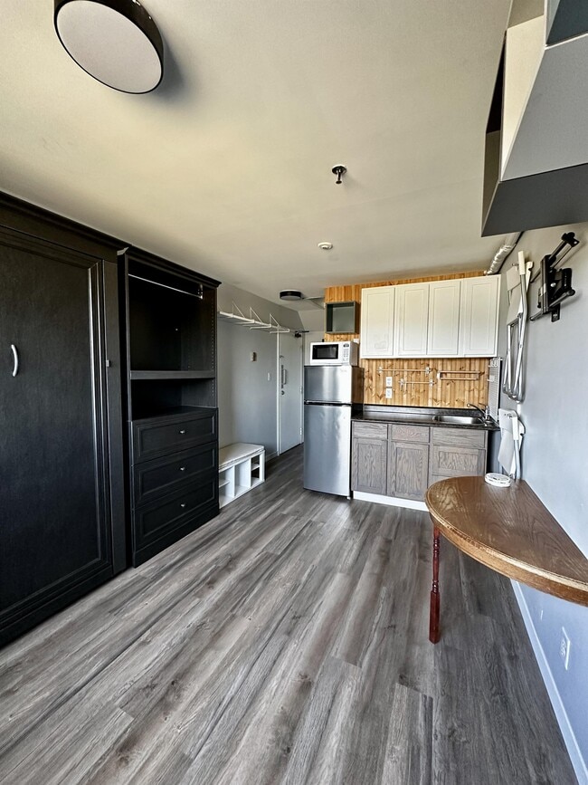 property at 1237 Cole Harbour Rd