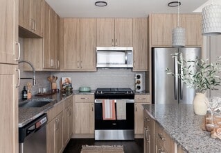 Modera Six Pines in Shenandoah, TX - Building Photo - Building Photo