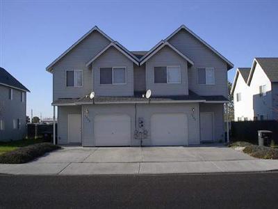 1718-1720 W Peninsula Dr in Moses Lake, WA - Building Photo