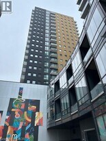 104 Garment St in Kitchener, ON - Building Photo