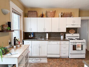 10 Hunnewell Ave in Boston, MA - Building Photo - Building Photo