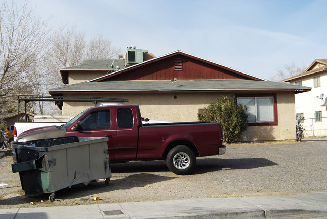 1408 Henry Dr in Las Vegas, NV - Foto de edificio - Building Photo