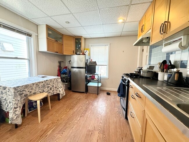 105 Buttonwood St in Boston, MA - Building Photo - Building Photo