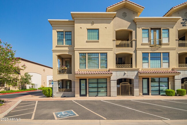 property at 7297 N Scottsdale Rd