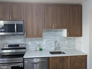 44 Orchard Dr in Gaithersburg, MD - Building Photo - Building Photo