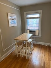 2326 N Lincoln Park W, Unit 4B in Chicago, IL - Foto de edificio - Building Photo