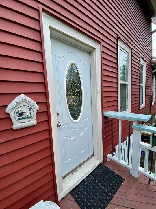 1617 N Van Buren St, Unit 800B in Milwaukee, WI - Building Photo