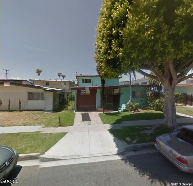 10207 Crenshaw Blvd in Inglewood, CA - Foto de edificio