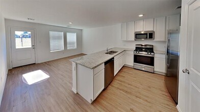 1840 Wolford Wy in Norman, OK - Building Photo - Building Photo