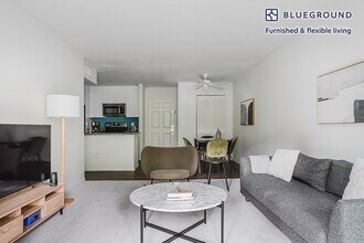 3704 Barham Blvd in Los Angeles, CA - Building Photo - Building Photo