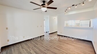 94-513-513 Lumiaina St in Waipahu, HI - Building Photo