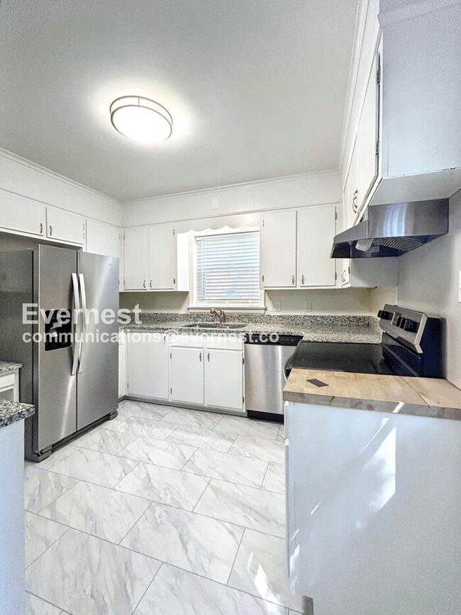 6728 Kemp St in Charlotte, NC - Building Photo - Building Photo