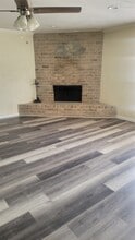 8367 Nairn St in Houston, TX - Building Photo - Building Photo